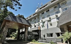 Tri Hotel